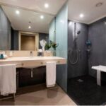 Superior Room Bathroom